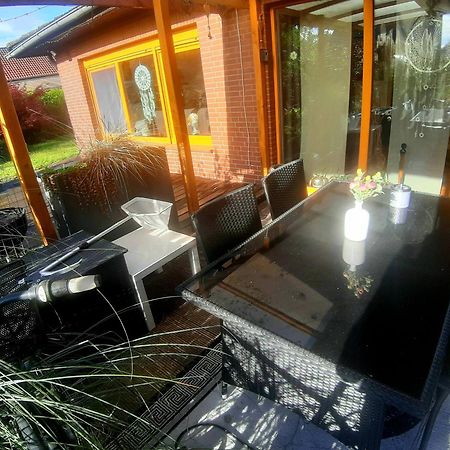 1 Zimmer 2 Personen, Garten, Terrasse, Wc, Dusche, Gemeinsame Kueche Ilsede Exterior foto