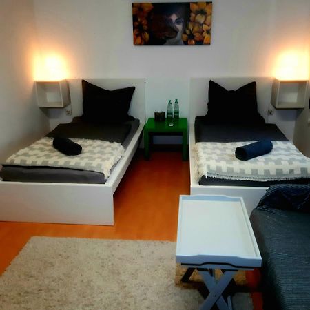 1 Zimmer 2 Personen, Garten, Terrasse, Wc, Dusche, Gemeinsame Kueche Ilsede Exterior foto